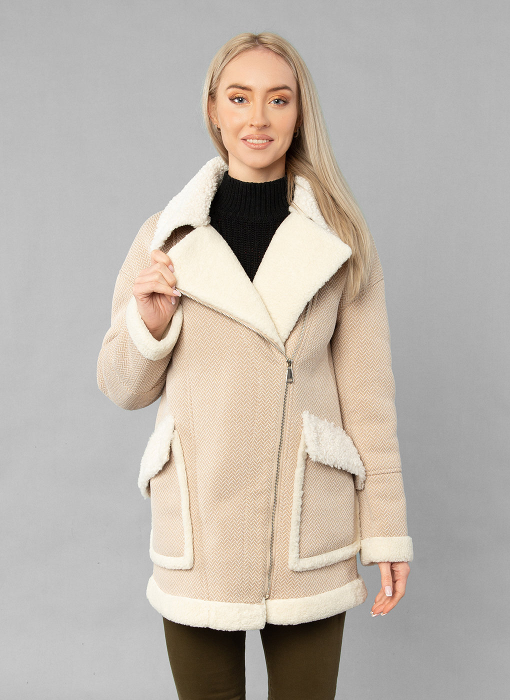 

Дубленка женская Каляев 56843 серая 44 RU, 56843