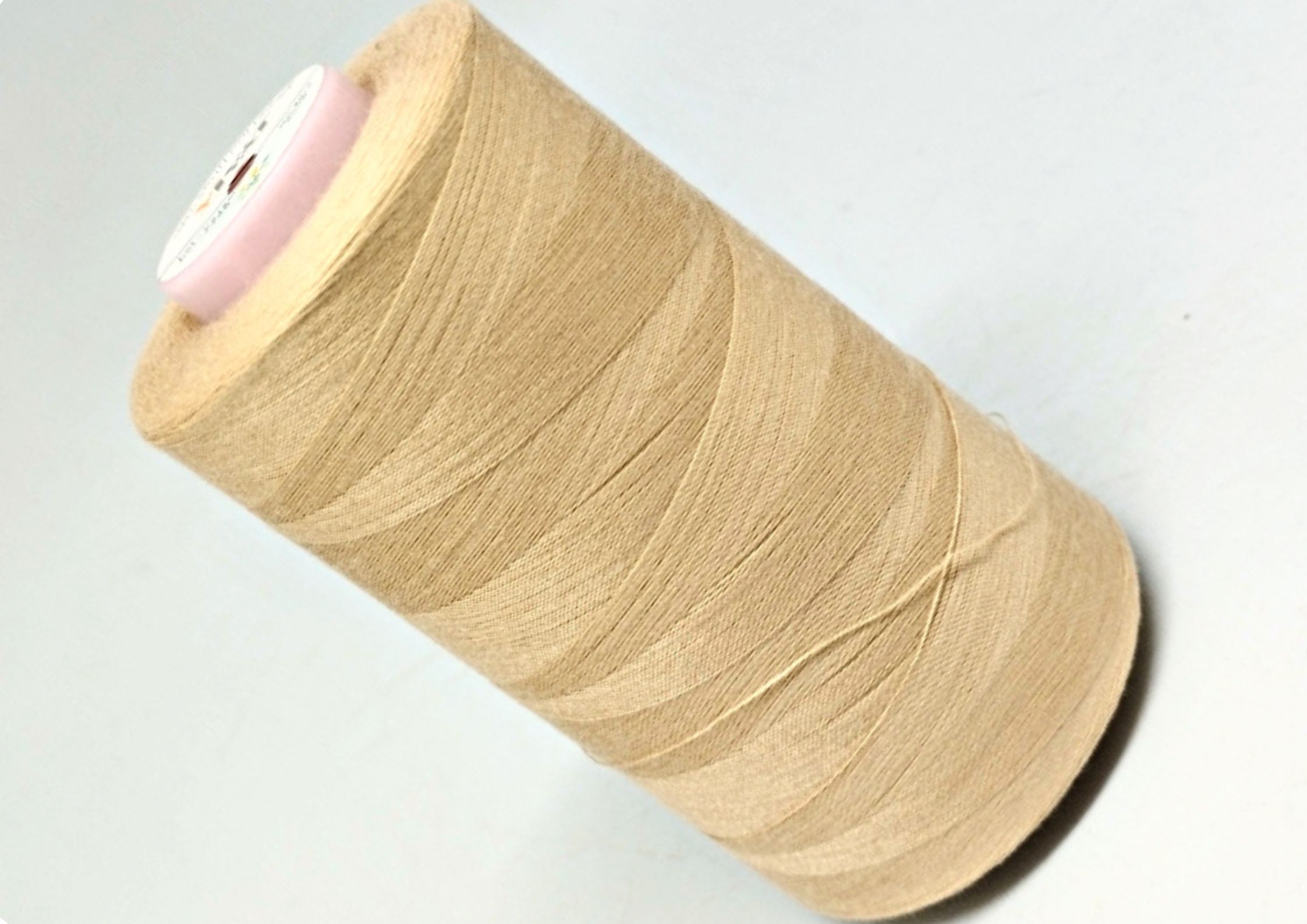 Нитки БытСервис для шитья, оверлока, 40/2, 5000 ярдов, Бежевые