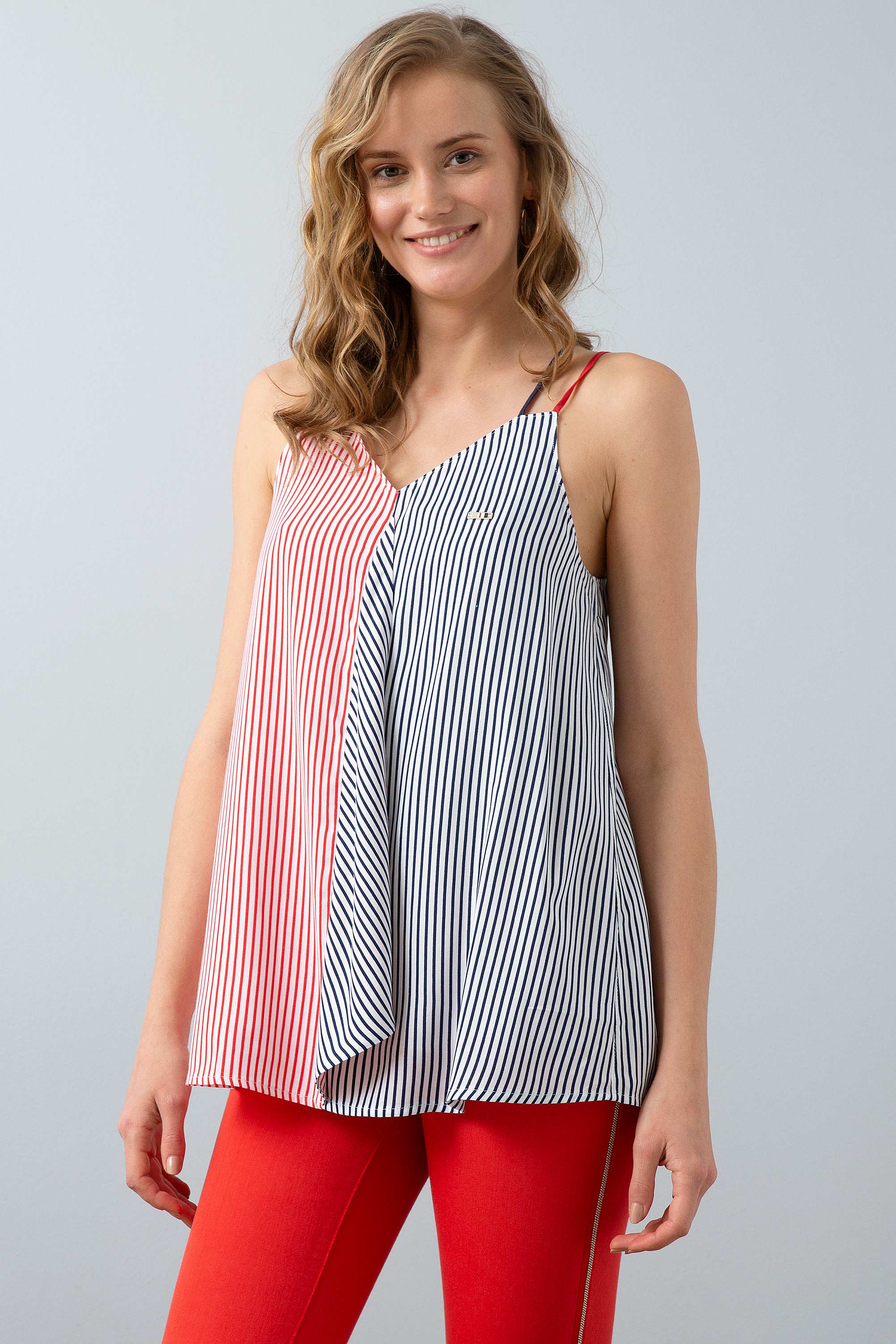 

Блуза женская U.S. POLO Assn. G082SZ0040HADERAS синяя 38, Синий, G082SZ0040HADERAS