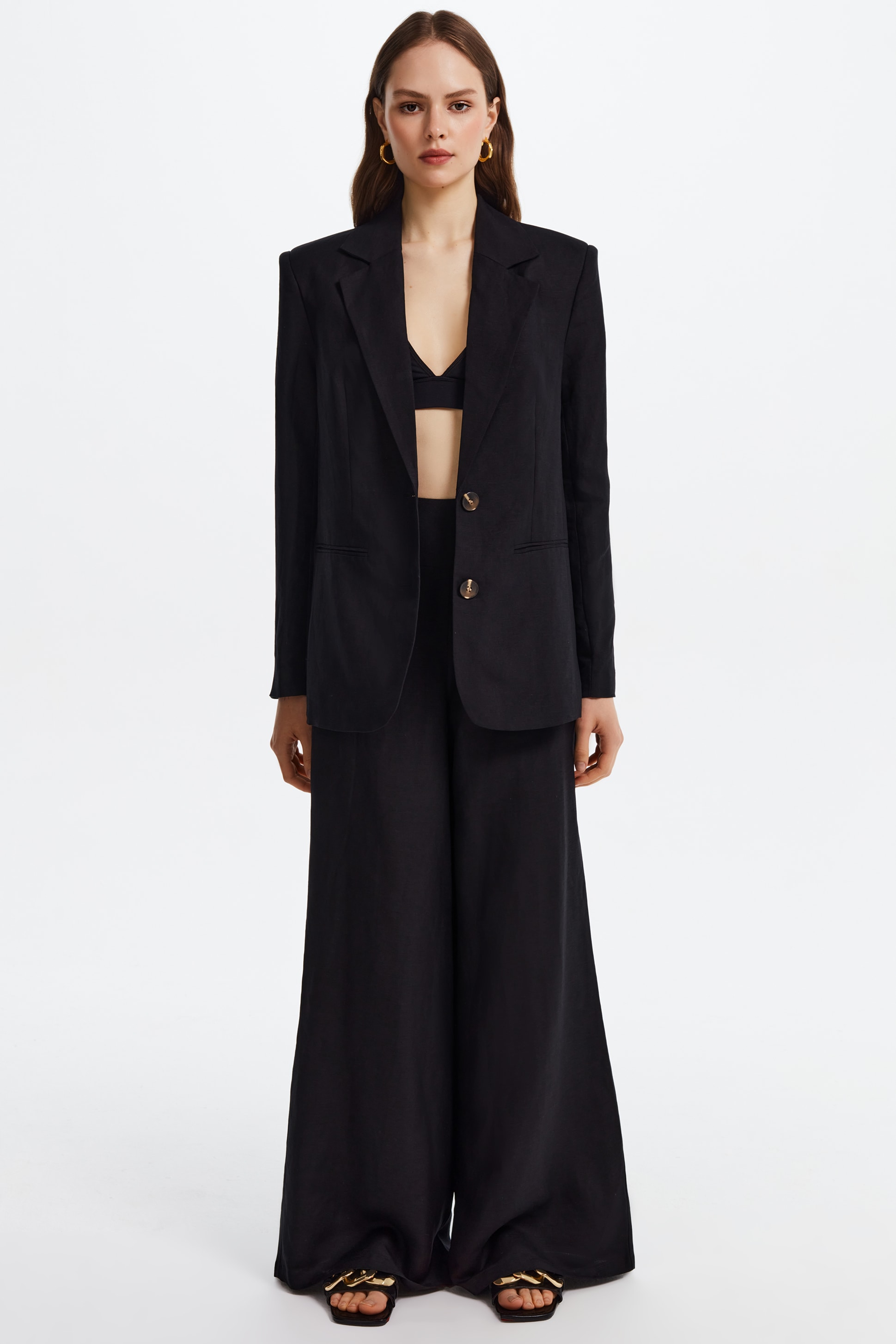 

Брюки женские LOVE REPUBLIC 2256203704 черные 42 RU, 2256203704