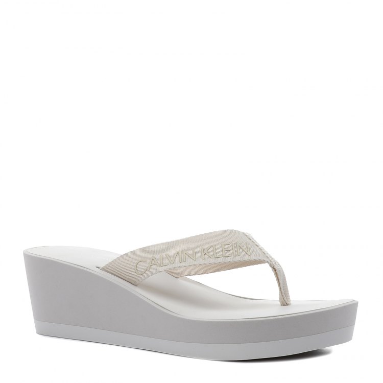 

Шлепанцы женские Calvin Klein Jeans YW0YW00132_2530431 белые 36 EU