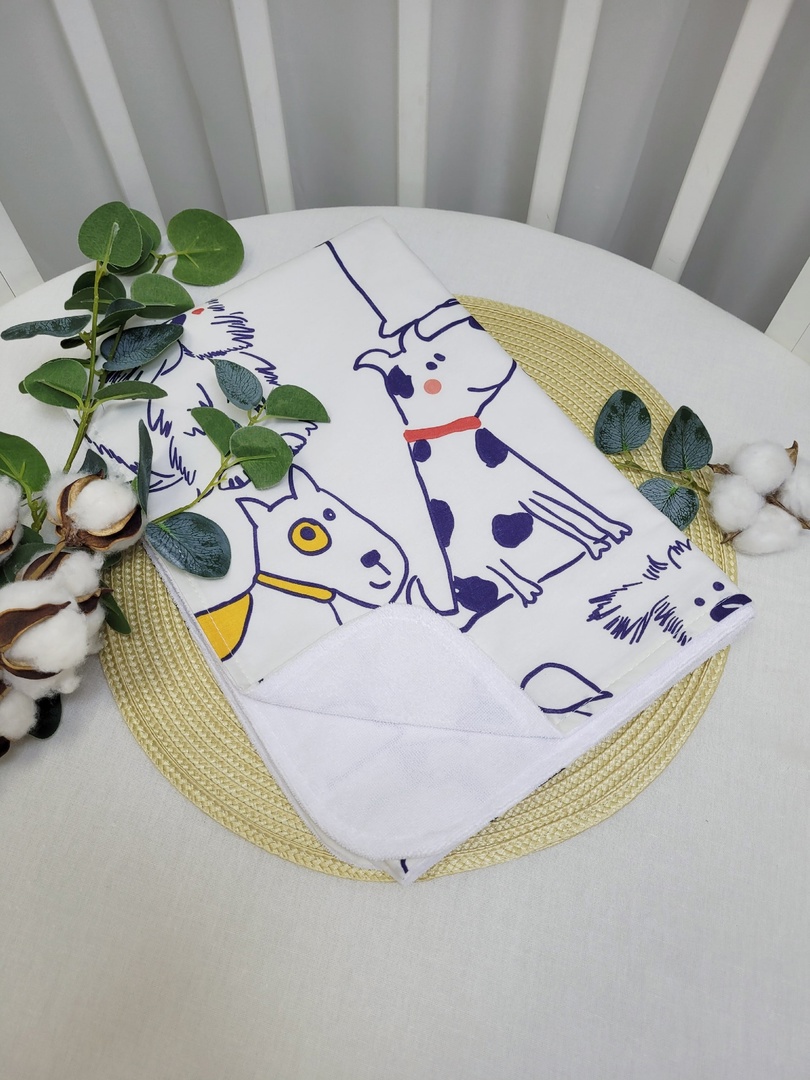 Пеленка непромокаемая Разные собачки на белом 70*100см.