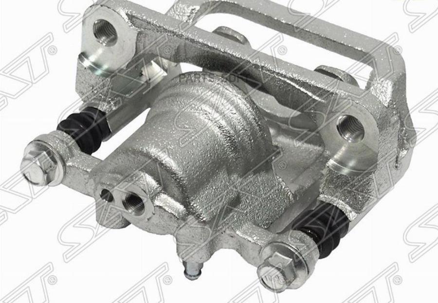 

SAT ST-44001-1KD0A Суппорт тормозной RR NISSAN JUKE 10-/QASHQAI 07-13 RH 1шт