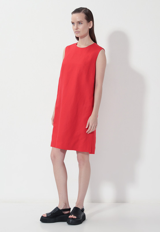 

Платье женское VASSA CODE VP249001C40 красное L, Красный, VP249001C40