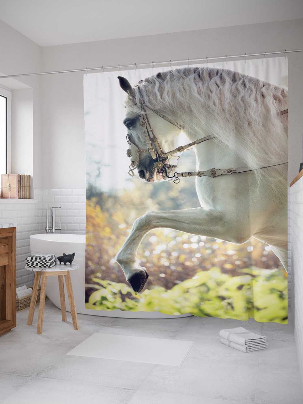фото Штора для ванной joyarty "ухоженная лошадь" из сатена, 180х200 см с крючками