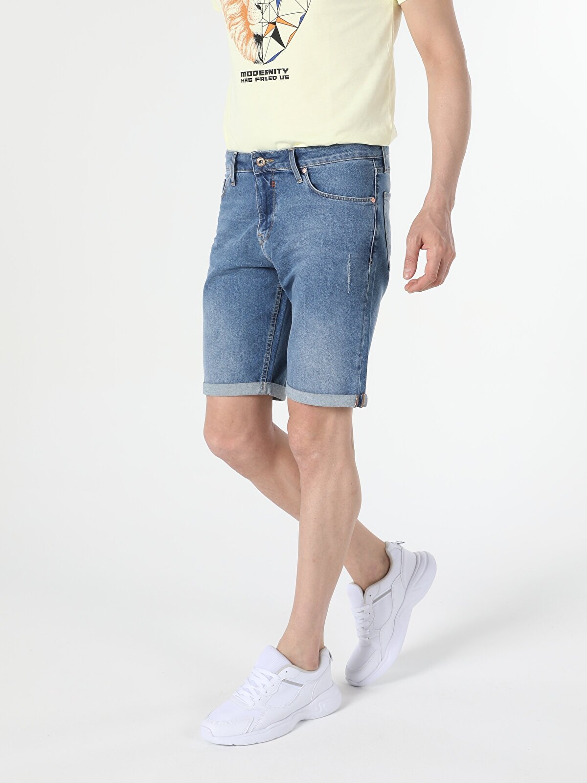 

Шорты мужские Colins CL1054565_Q1.V1_DN08248 голубые XXL, Голубой, CL1054565_Q1.V1_DN08248