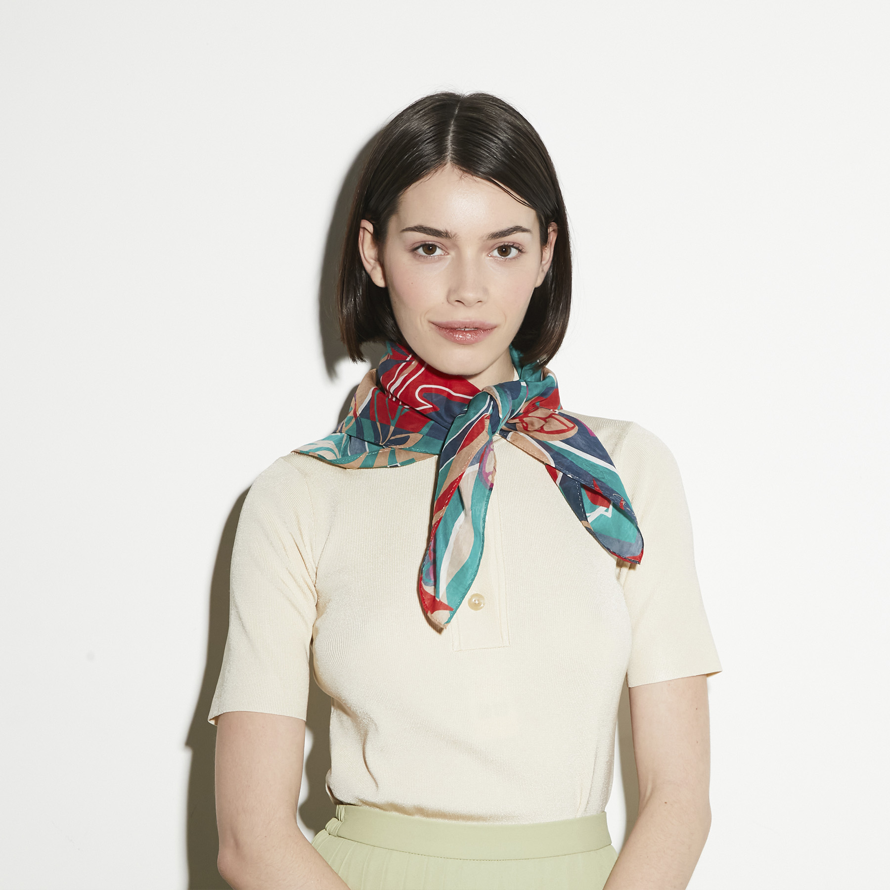 

Палантин женский Ekonika EN44916 разноцветный, 68х68 см, EN44916-fuxia-red-21L