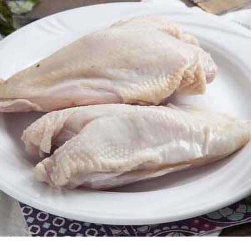 

Грудка куриная Вкусвилл на кости с кожей охлажденная +-600 г