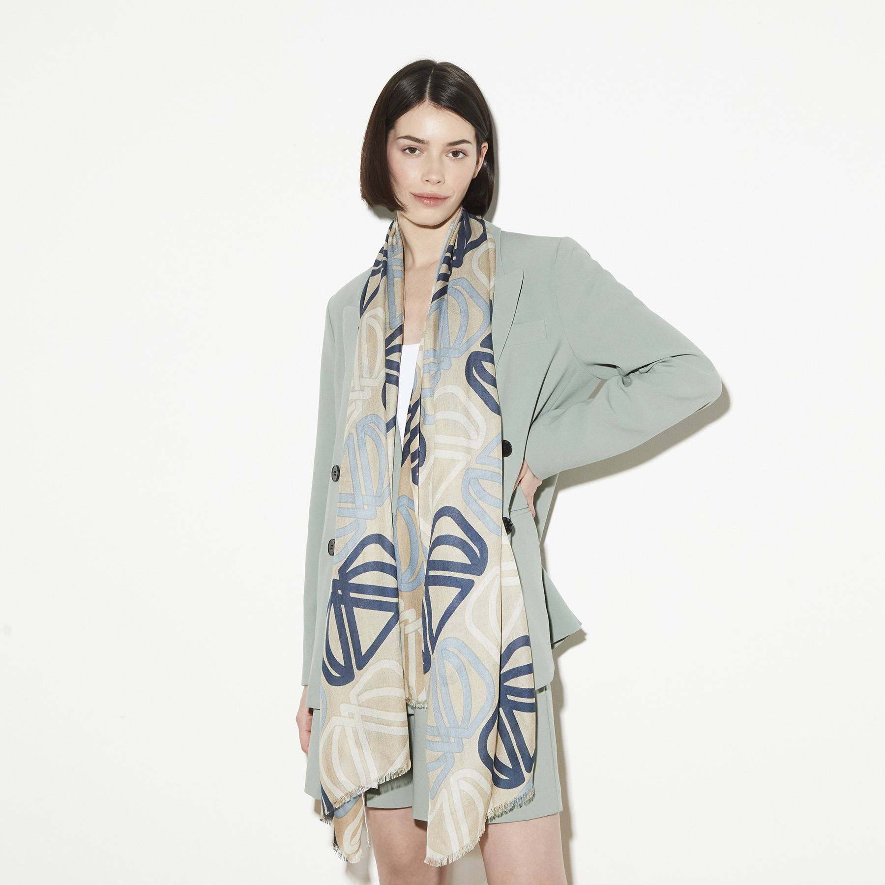 

Шарф женский Ekonika EN44114 бежевый/синий, EN44114-moolight-dk.blue-21L