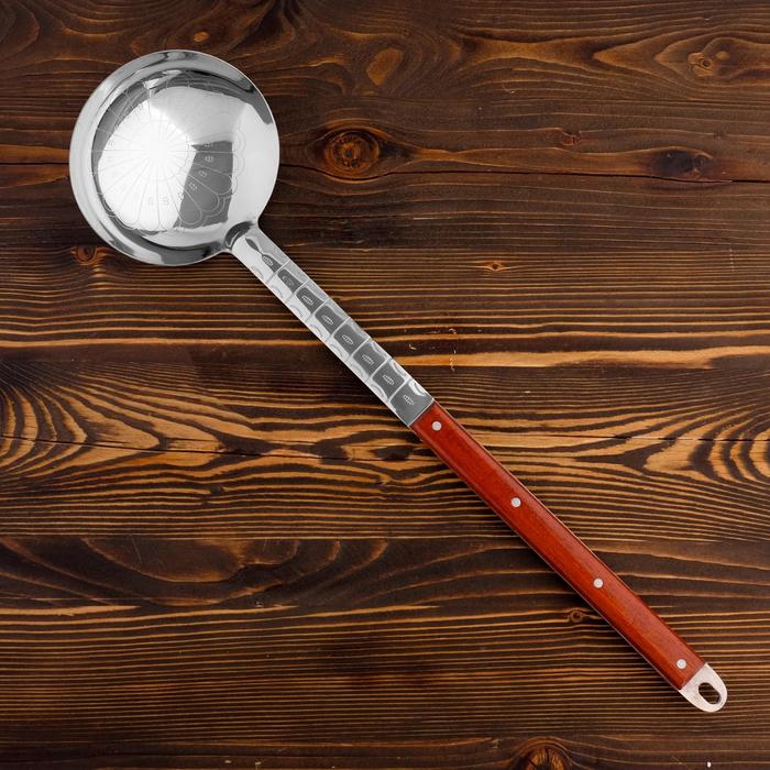 фото Поварешка для казана узбекская 61см, диаметр 16см с деревянной ручкой шафран