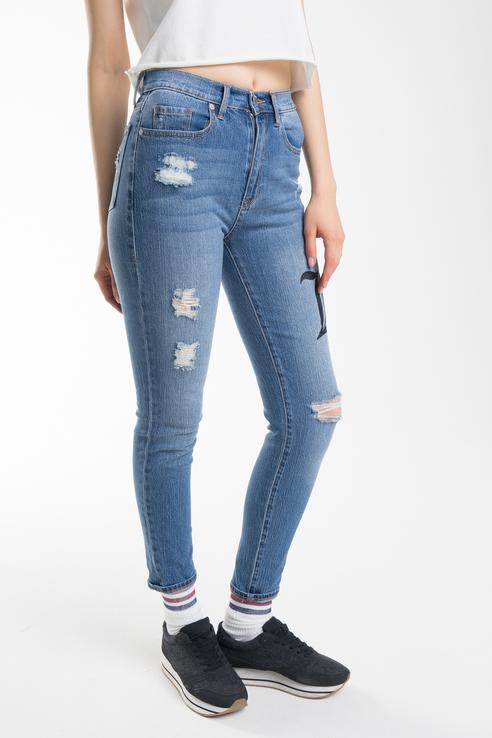 

Джинсы женские Juicy Couture JWFWB86461/409 синие 24, JWFWB86461/409