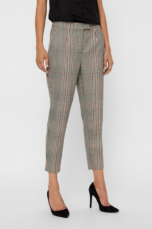 

Брюки женские Vero Moda 10220359 коричневые 46 RU, 10220359