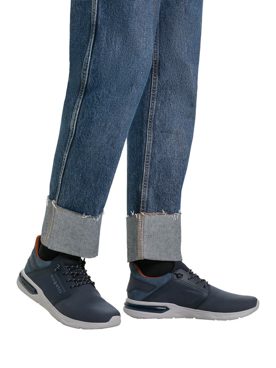 Кроссовки мужские Bugatti 001418945 синие 41 EU 13651₽