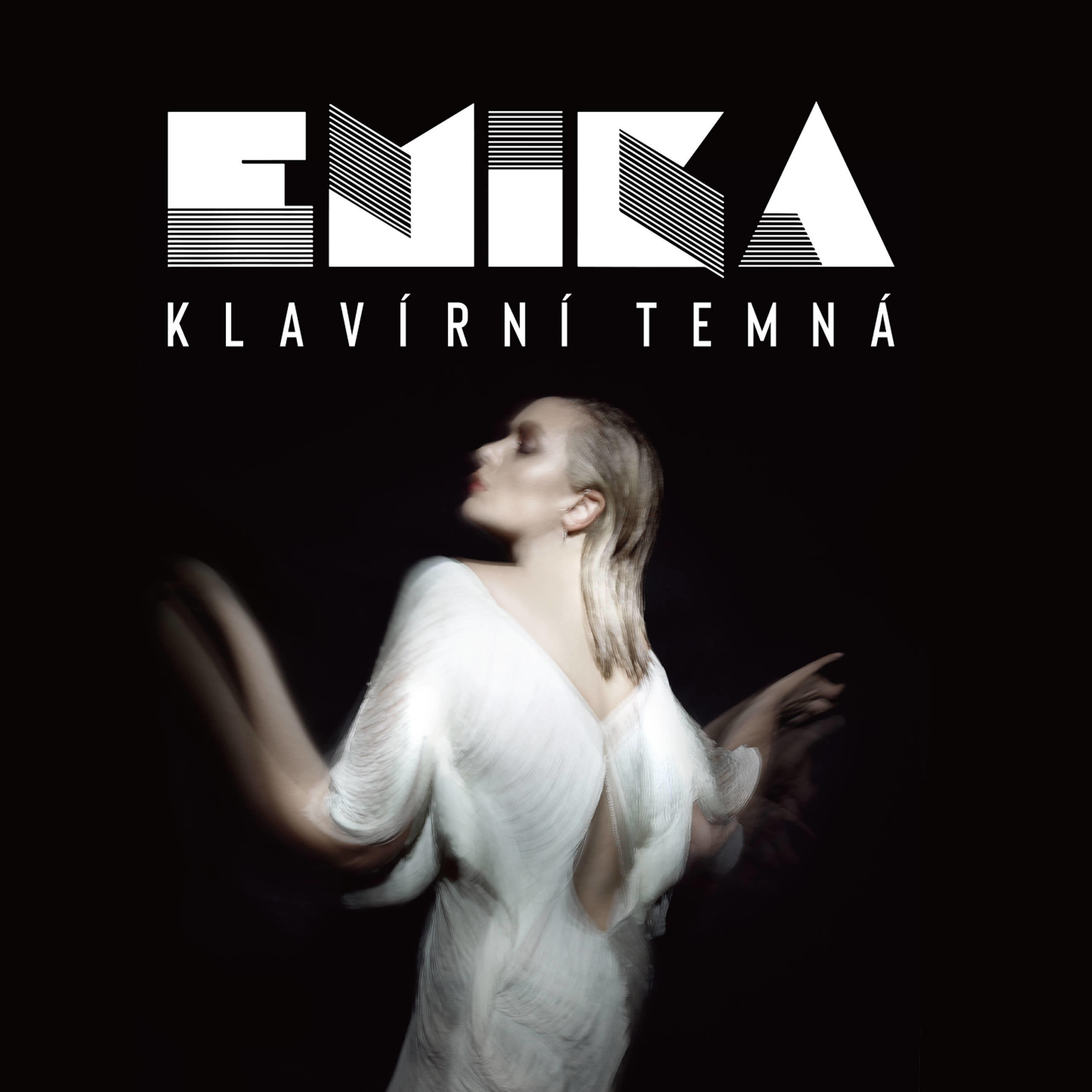 

EMIKA: Klavirni Temna