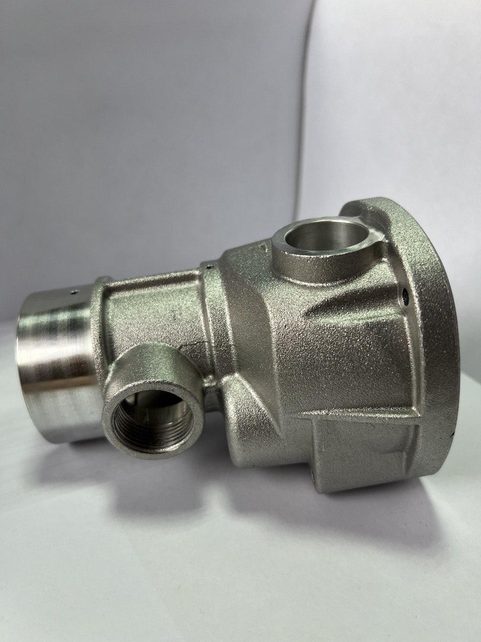 

Корпус редуктора для дрели алмазного бурения BOSCH GDB 350 WE (160580659Y)