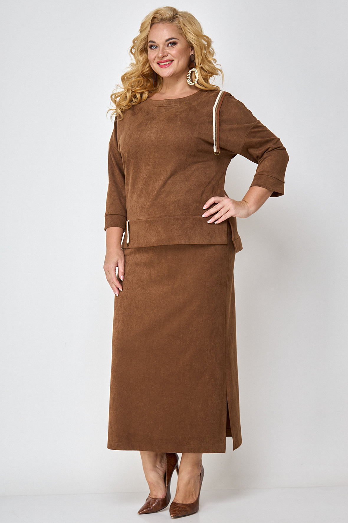 

Костюм женский AlmondShop МИШЕЛЬ Шик 1310.С1 коричневый 54 RU, МИШЕЛЬ Шик 1310.С1