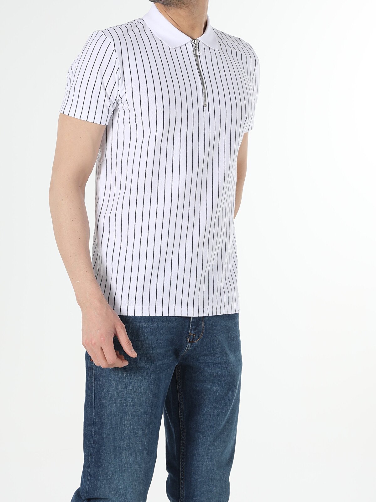 

Футболка мужская Colins CL1054352_Q1.V1 белая XXL, Белый, CL1054352_Q1.V1