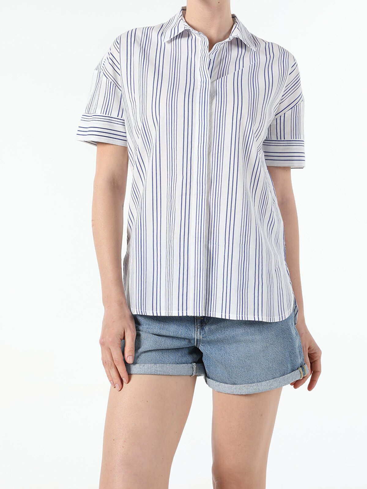 Рубашка женская Colins CL1054189_Q1.V1 разноцветная XL