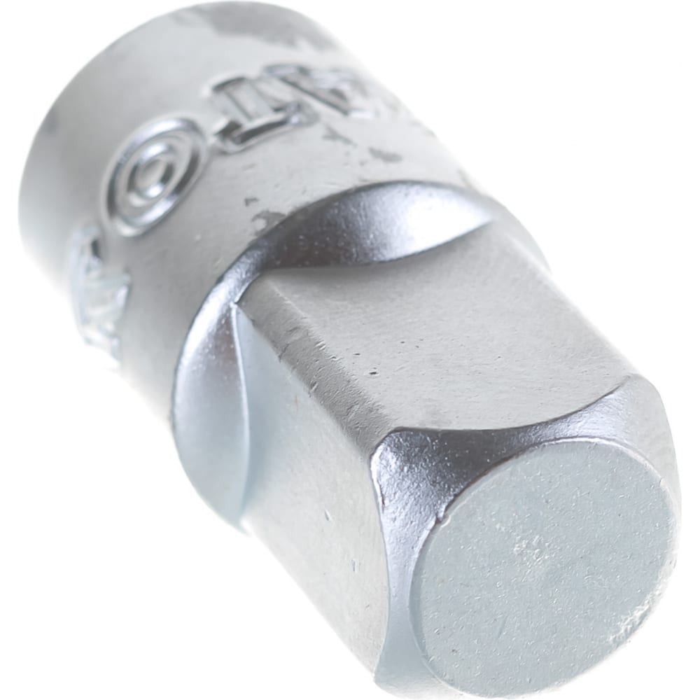 

Переходник YATO YT-3854, 3/8"x1/2", серебристый