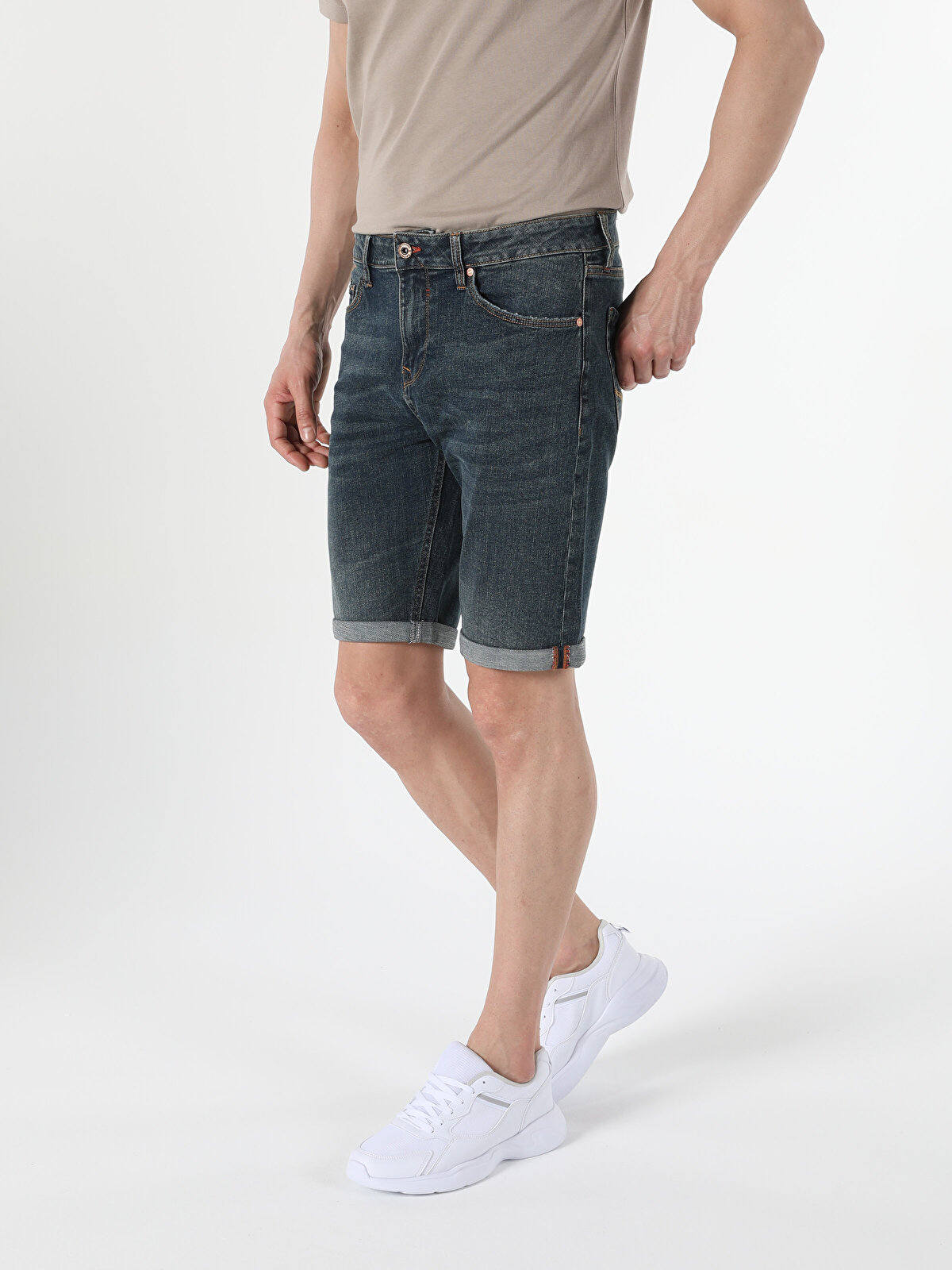 

Шорты мужские Colins CL1054723_Q1.V1_DN02674 синие XXL, Синий, CL1054723_Q1.V1_DN02674