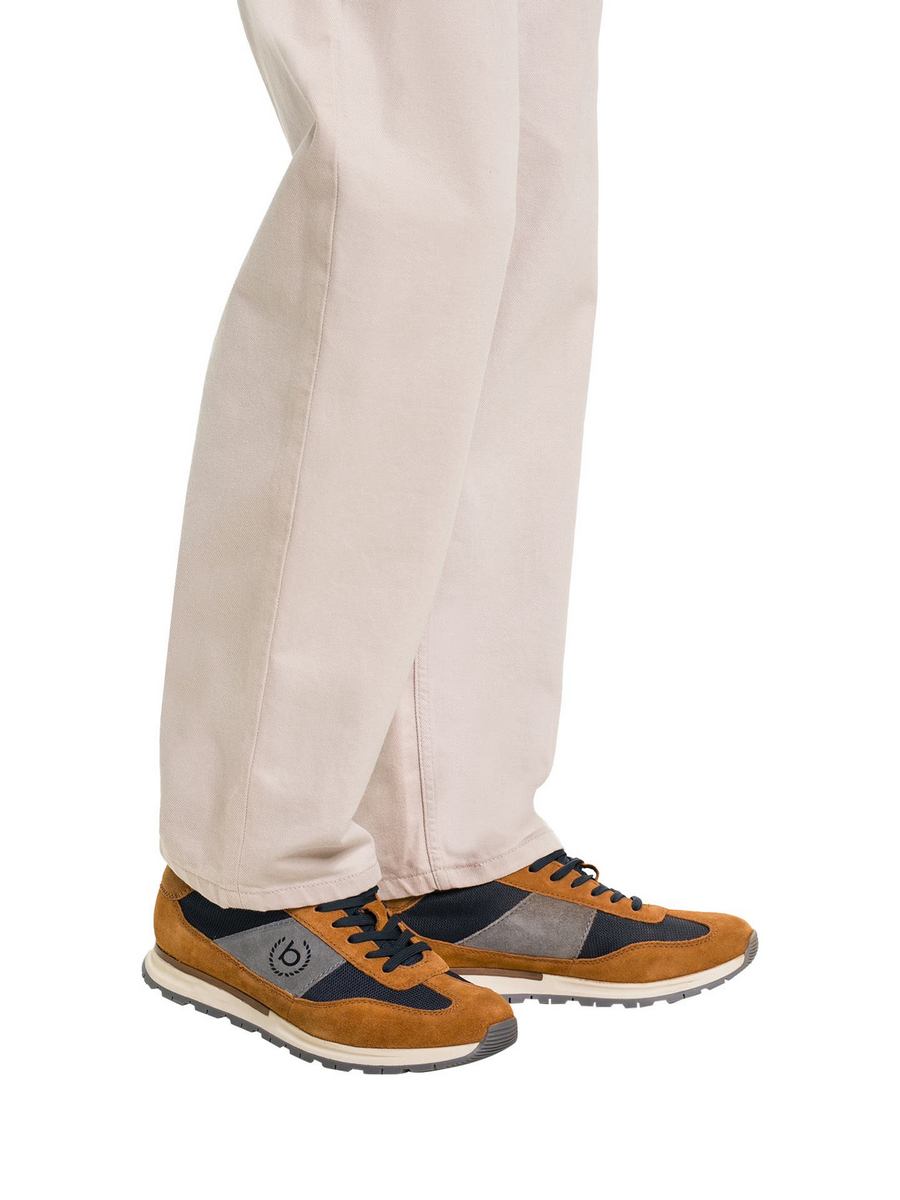 Кроссовки мужские Bugatti 001425730 бежевые 43 EU 11047₽