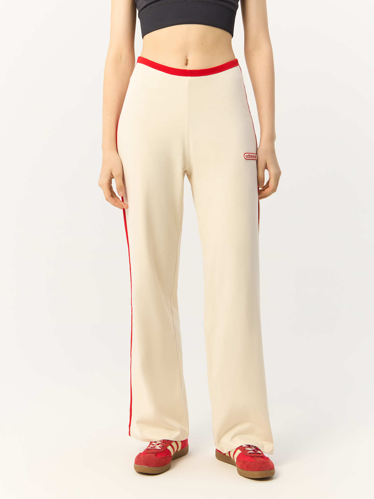 

Спортивные брюки женские Adidas Originals Straight HL6561 белые 38 EU, Белый, Straight