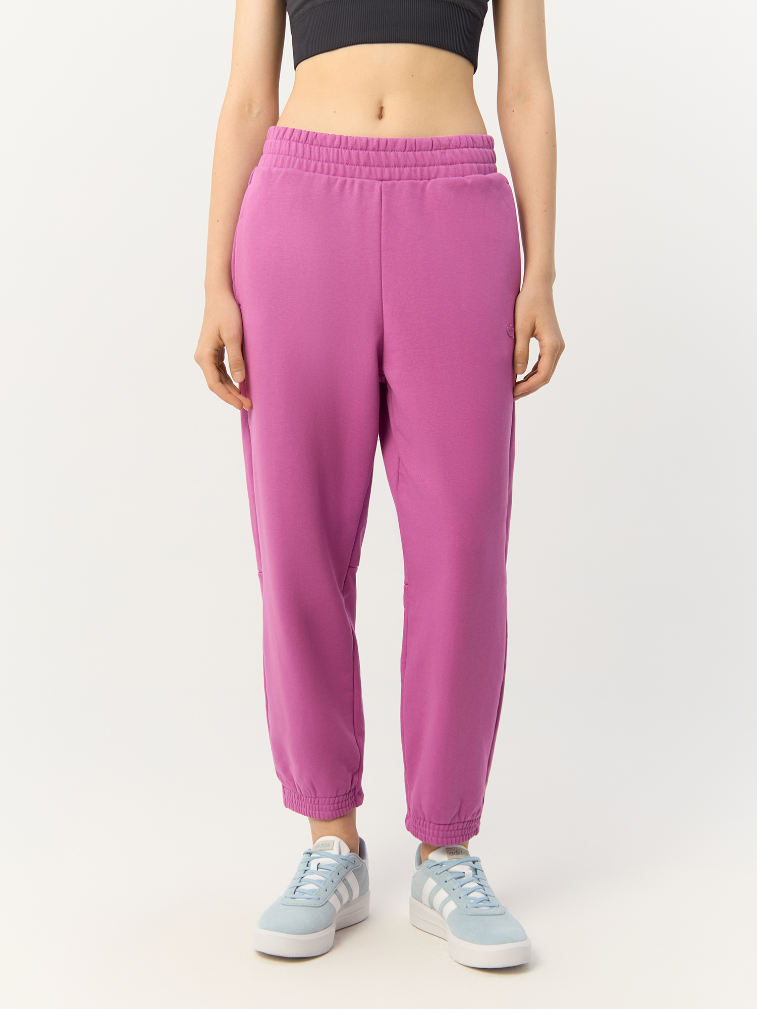 

Спортивные брюки женские Adidas Originals Adicolor Contempo Relaxed HM1799 розовые 34 EU, Розовый, Adicolor Contempo Relaxed Joggers