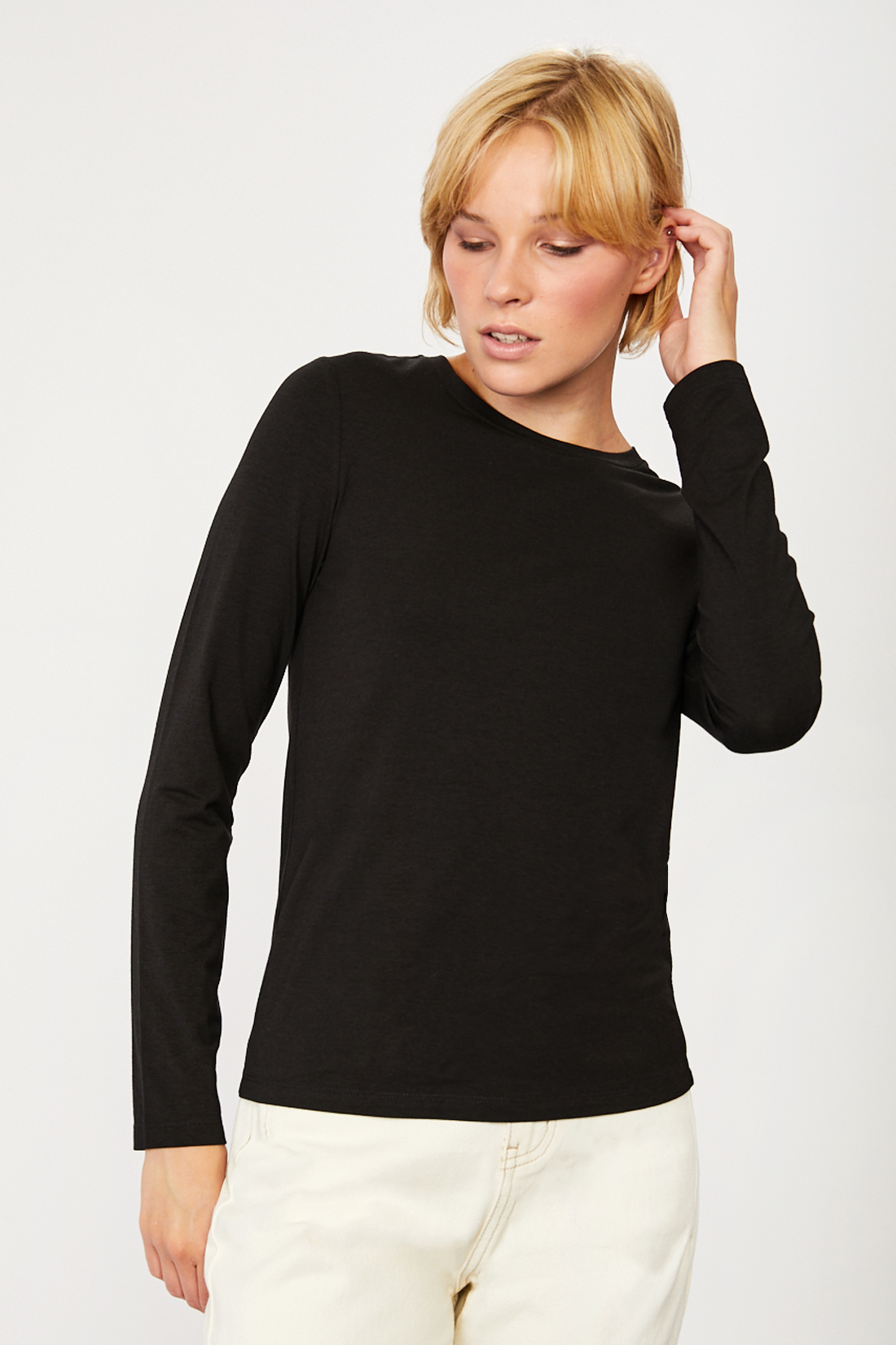 

Лонгслив женский Baon B211702 черный 3XL, B211702