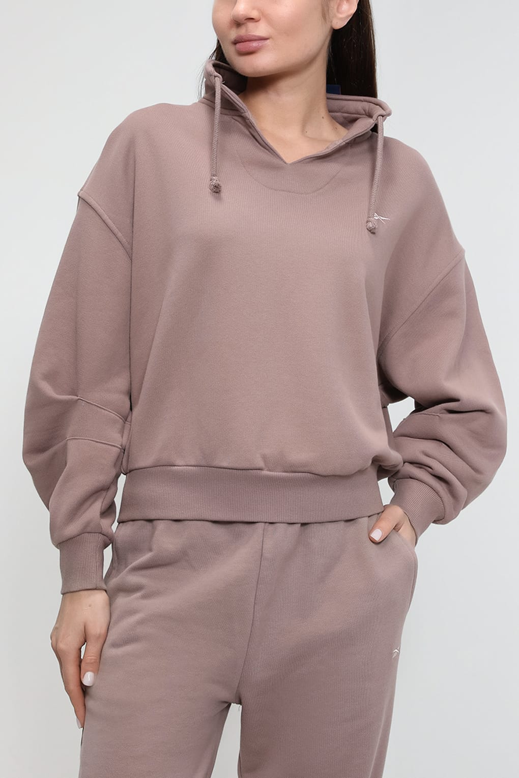 

Свитшот женский Reebok HS0397 бежевый L, HS0397