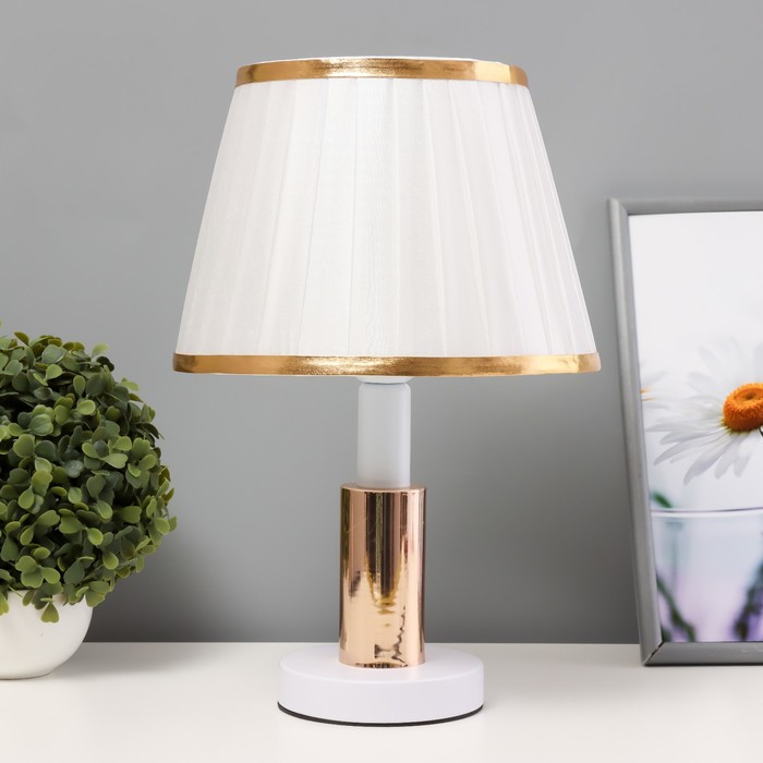 

Настольная лампа RISALUX "Алми", Е27, 40W