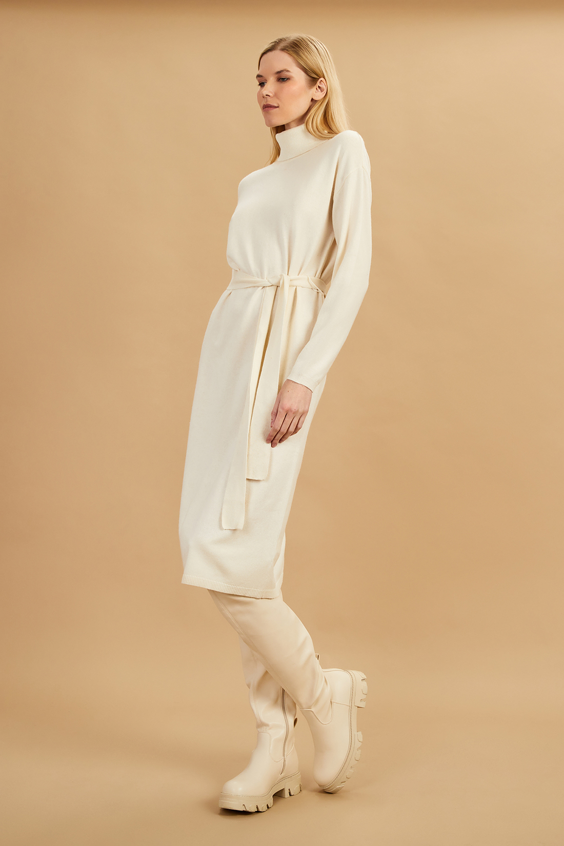 Платье женское Baon B451505 белое XL
