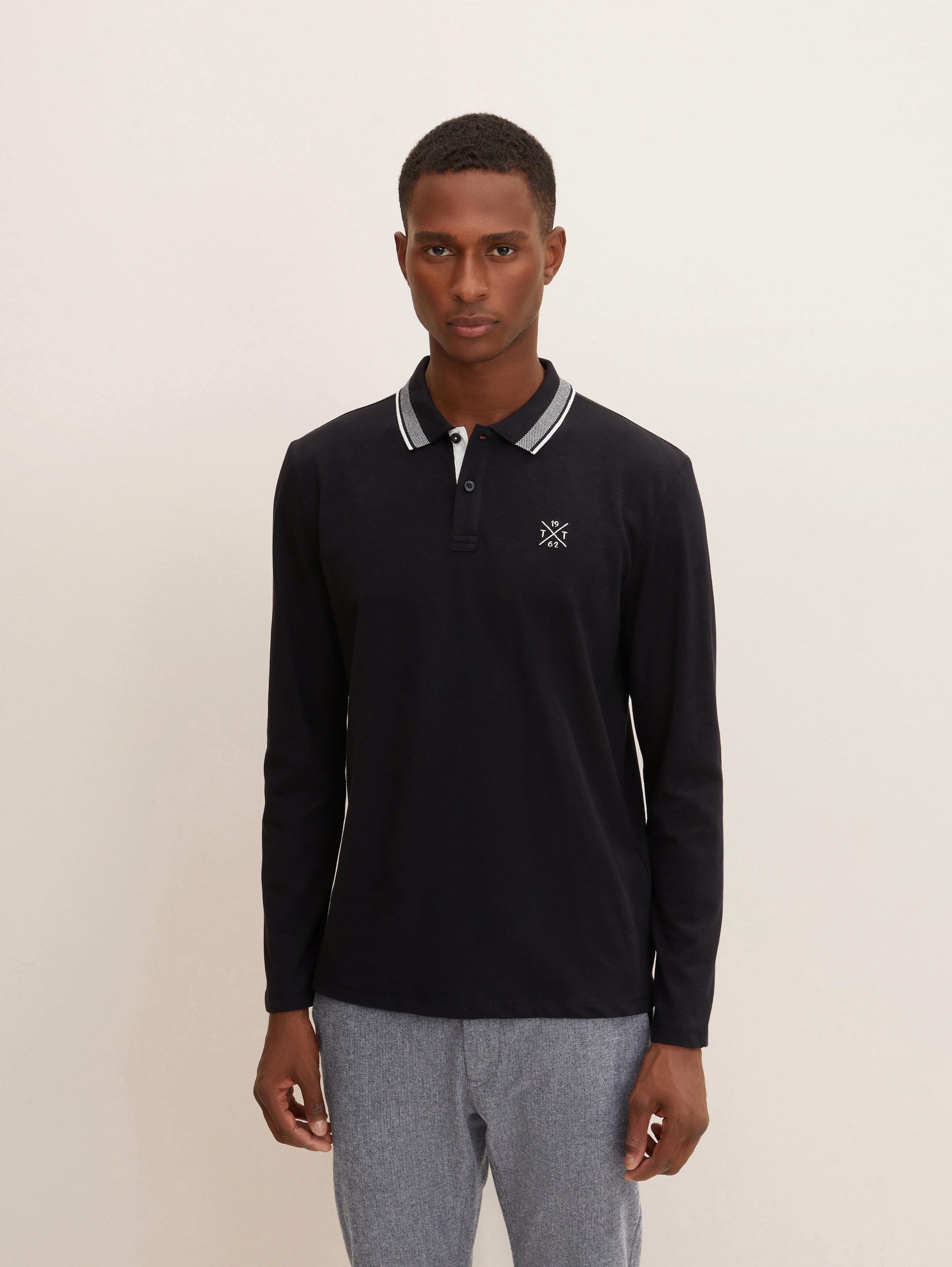 

Лонгслив мужской Tom Tailor 1034572 черный S, 1034572