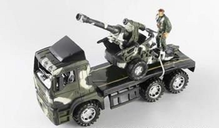 Автовоз 1000toys Военный с пушкой и солдатом колпак 24х11х6,5 6902210170303