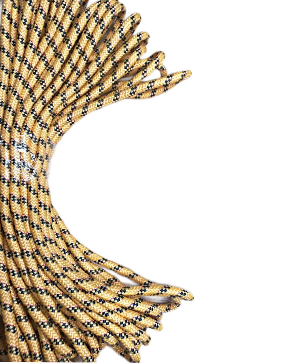 Шнур плетеный полипропиленовый 24-прядн диаметр D-8мм длина 20 метров.