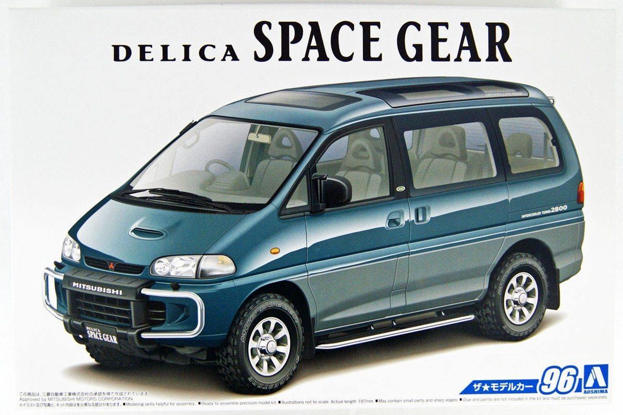 Mitsubishi gear. Mitsubishi Delica pe8w Space Gear 96. Mitsubishi Delica Space Gear. Mitsubishi Space Gear 2000. Delica Mitsubishi Space Gear Aoshima.