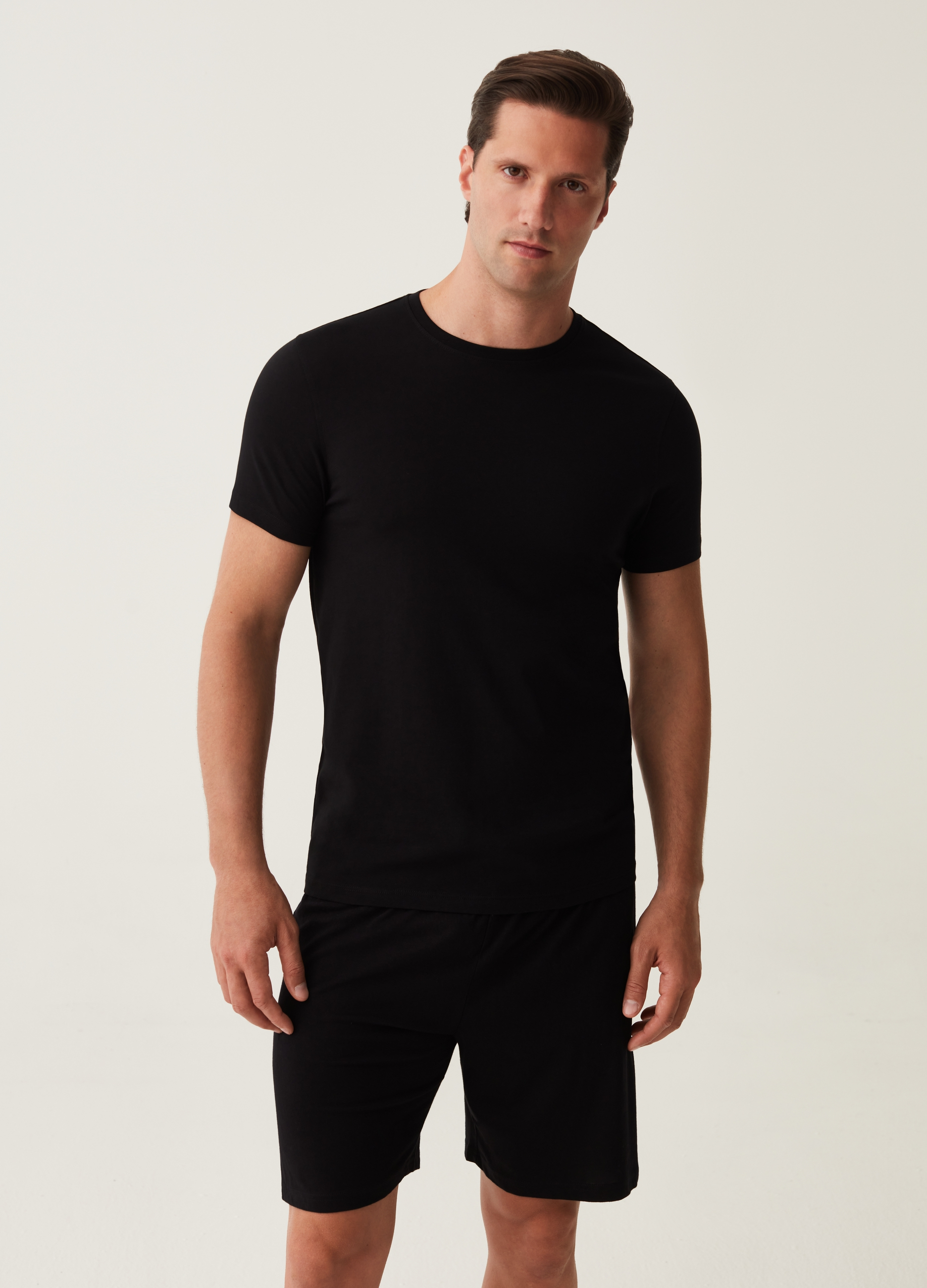 

Комплект футболок мужских OVS 1842677 черные XXL , 2 шт., Черный, 1842677