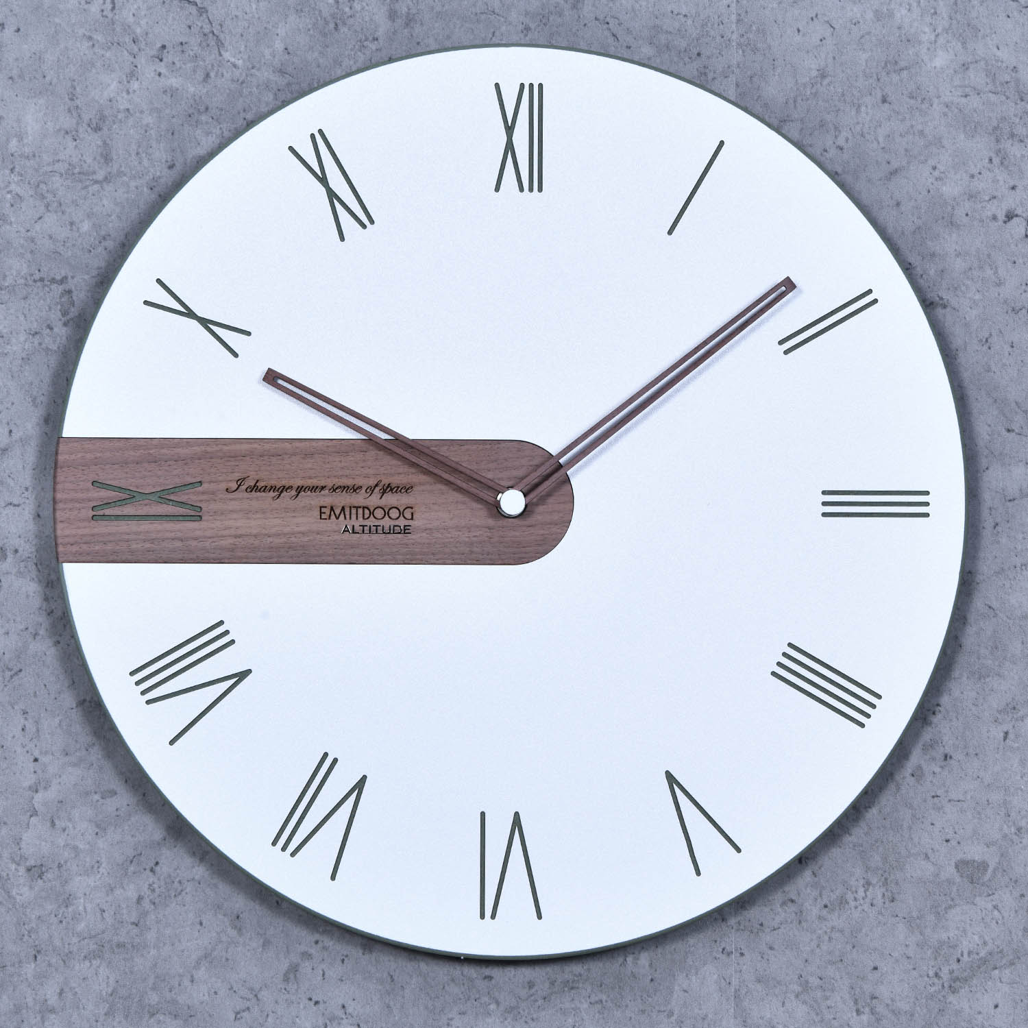 

Настенные часы Altitude Home, Altitude G272