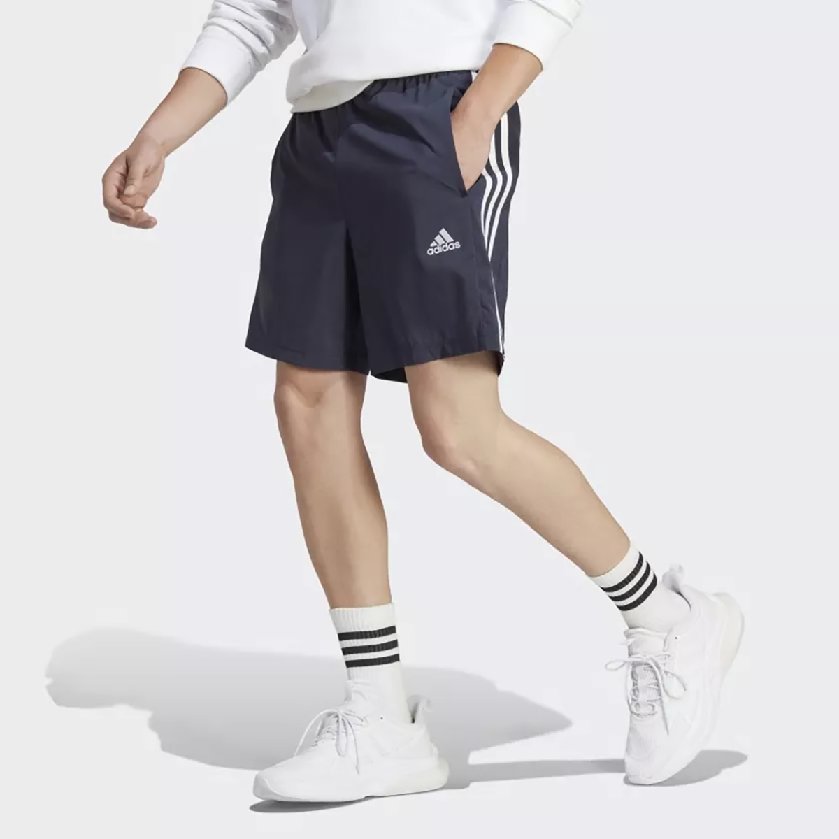 Спортивные шорты Adidas для мужчин, IC1485, размер 2XL, чёрно-белые-AA35