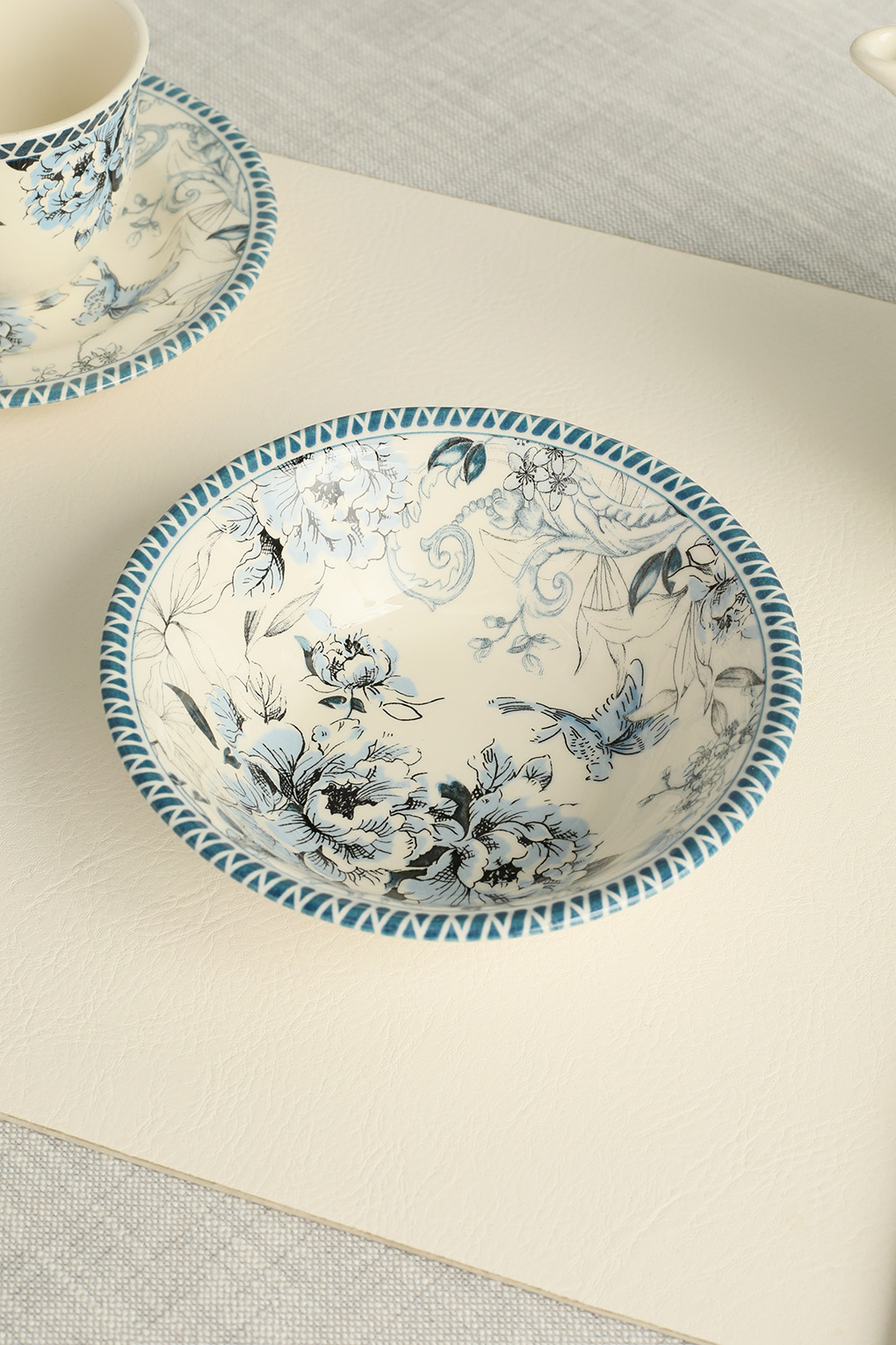 

Пиала 15 см COINCASA белый/синий керамика 7354934, Разноцветный