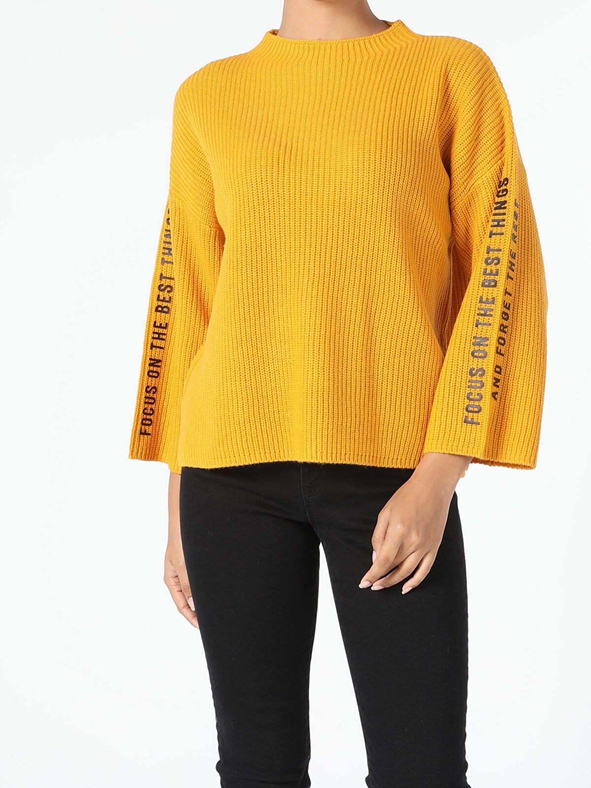 

Джемпер женский Colins CL1055435_Q1.V1YL желтый S, CL1055435_Q1.V1YL