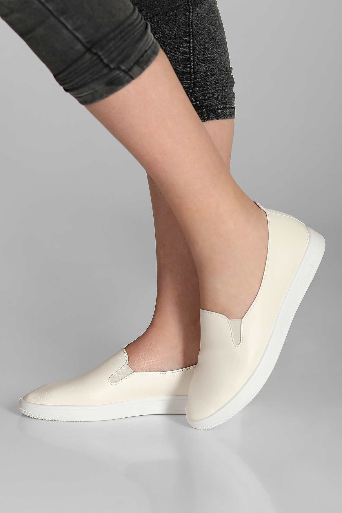 

Слипоны женские AlmondShop ТМ-104 D105-7.С1 бежевые 39 RU, Бежевый, ТМ-104 D105-7.С1