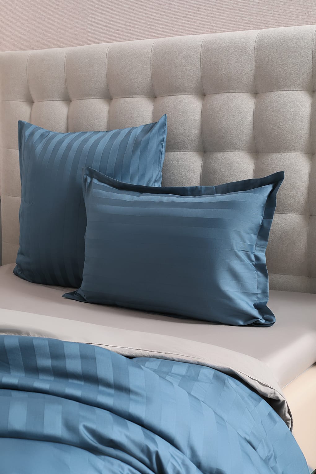 

Наволочка с ушками 50x70 21maison синий сатин 100% хлопок 715/0098542/3289