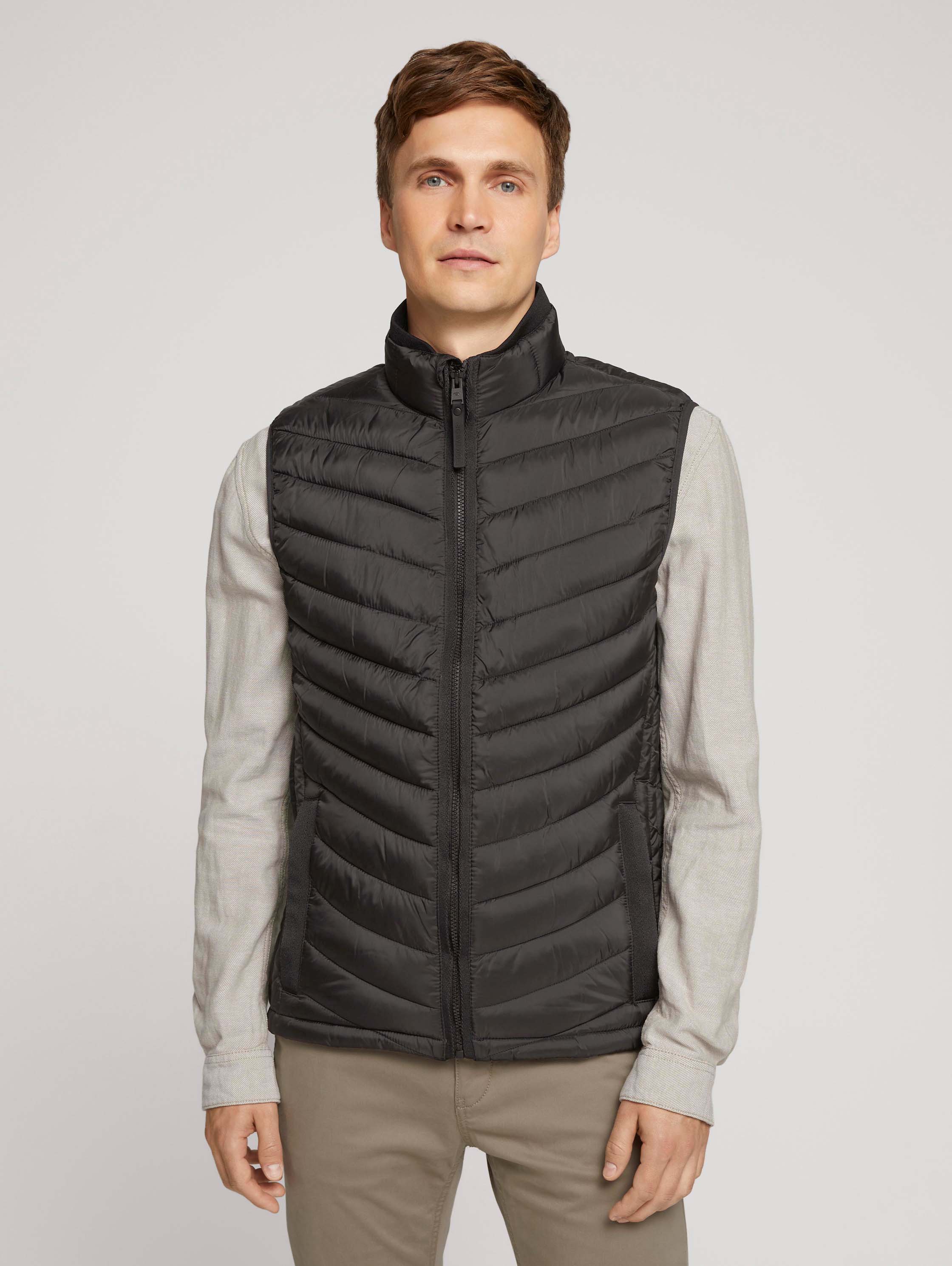 

Утепленный жилет мужской TOM TAILOR 1026335 черный XXL, 1026335