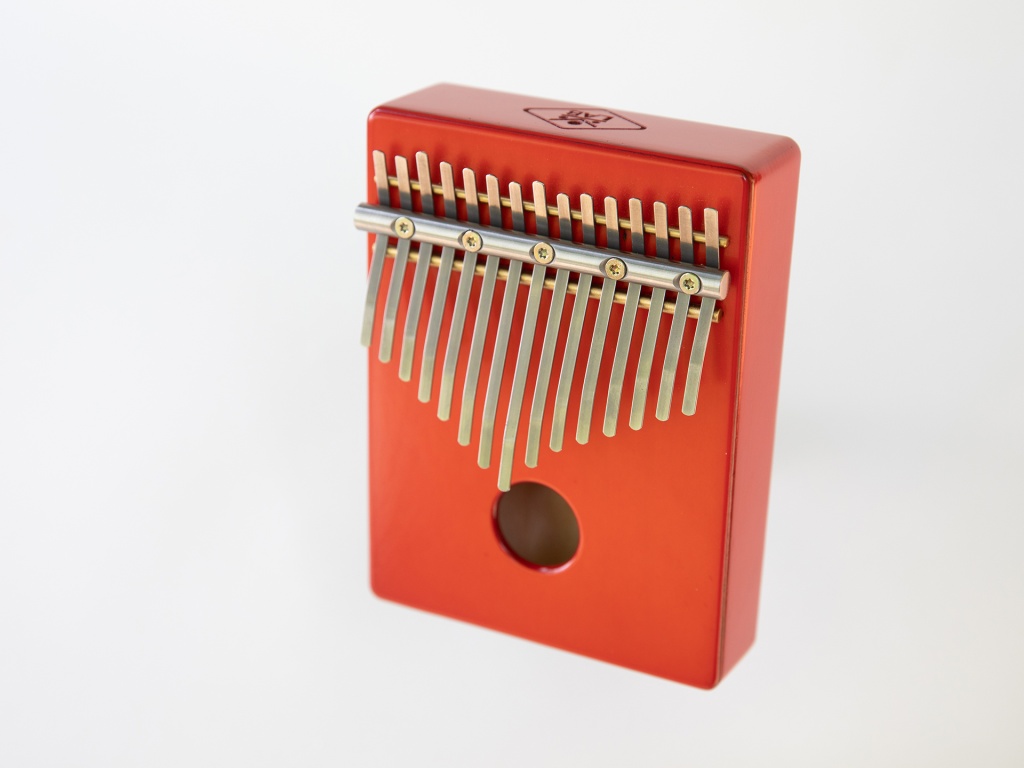 

Калимба альта 15, средняя, Middle East, красная, Kalimba LAB KL-A-A15MMPM-R