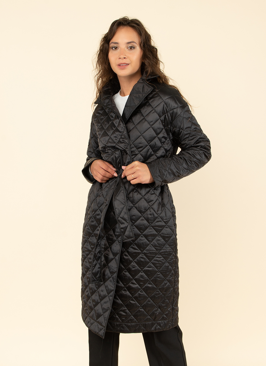 Пальто женское Каляев 53860 черное 42 RU