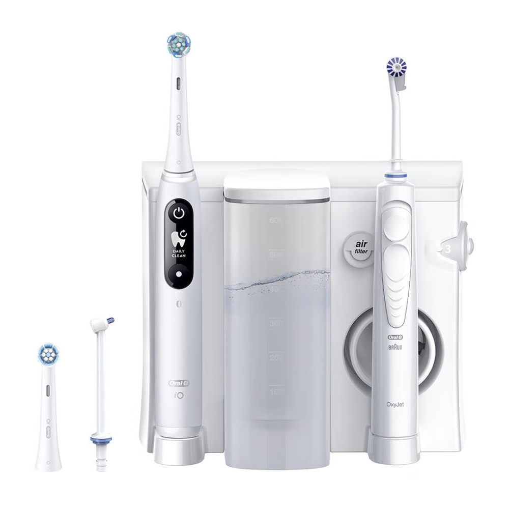 

Ирригатор+электрическая зубная щетка Oral-B 8006540841204 белый, 8006540841204