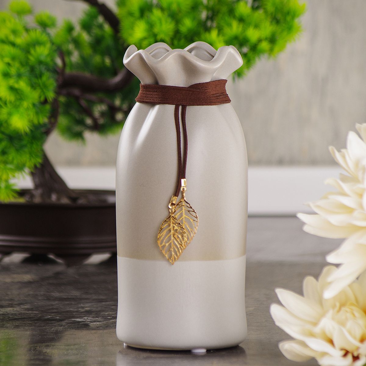 

Ваза керам, настольная, 20 см, Листок, Y3-1296