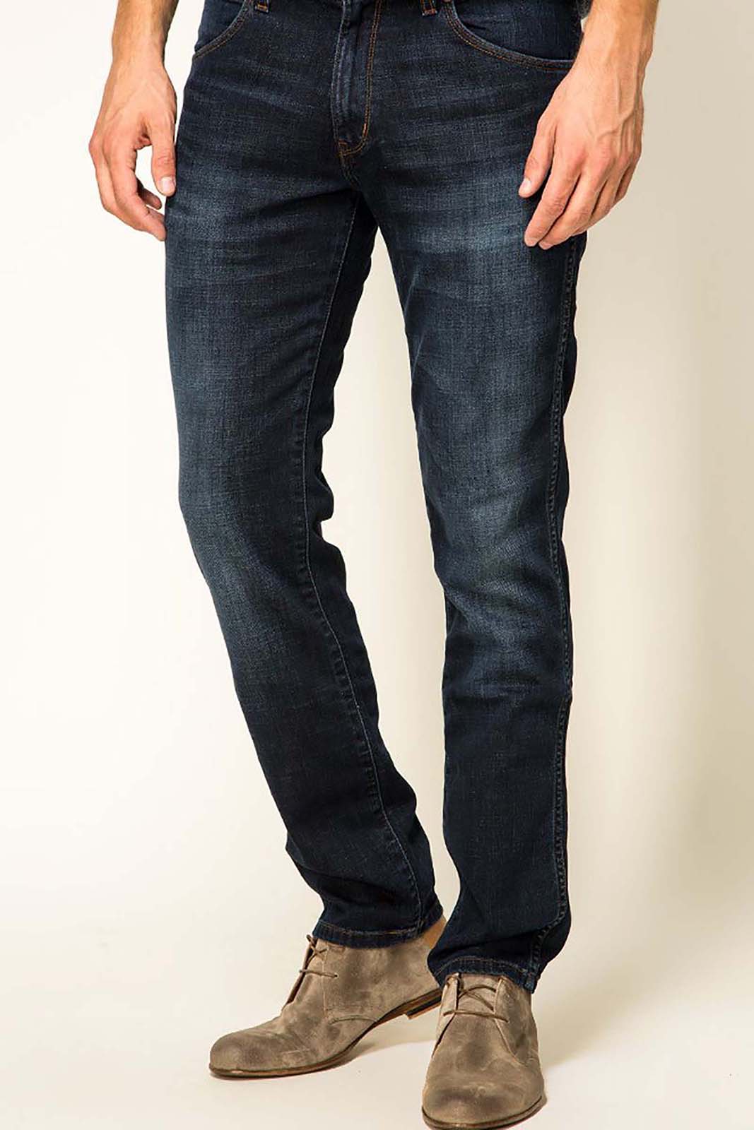 фото Джинсы мужские wrangler men greensboro jeans синие 42/32