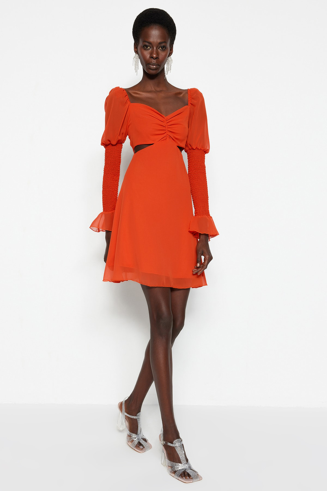 Платье женское Trendyol TPRSS23EL00086 оранжевое 34