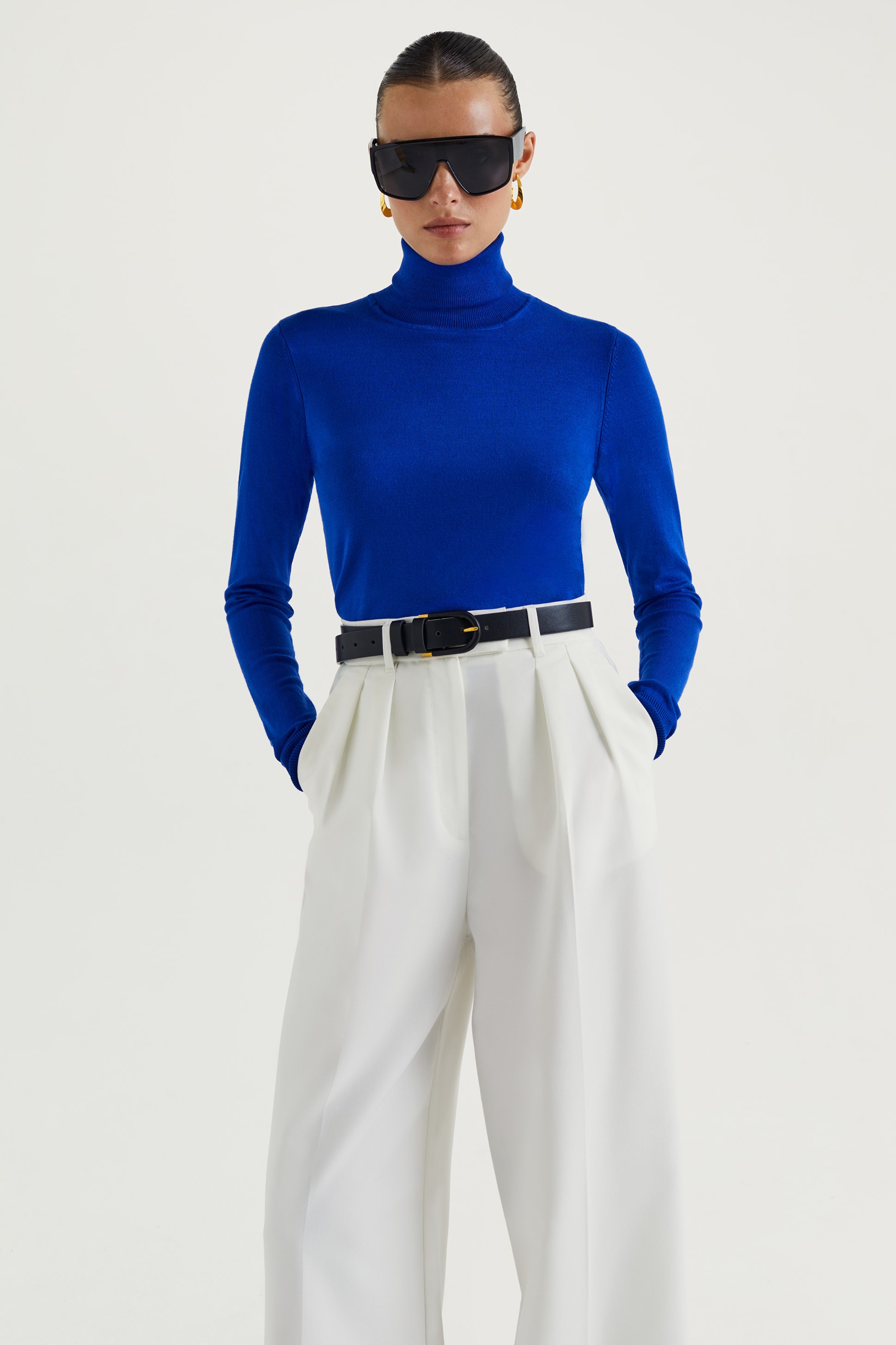 

Водолазка женская LOVE REPUBLIC 2359370843 синяя XS, 2359370843
